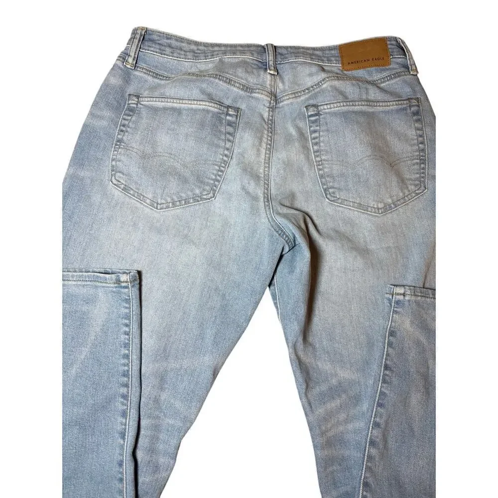 American Eagle mens jeans size 31 x 30 in great condition hole slits in knees